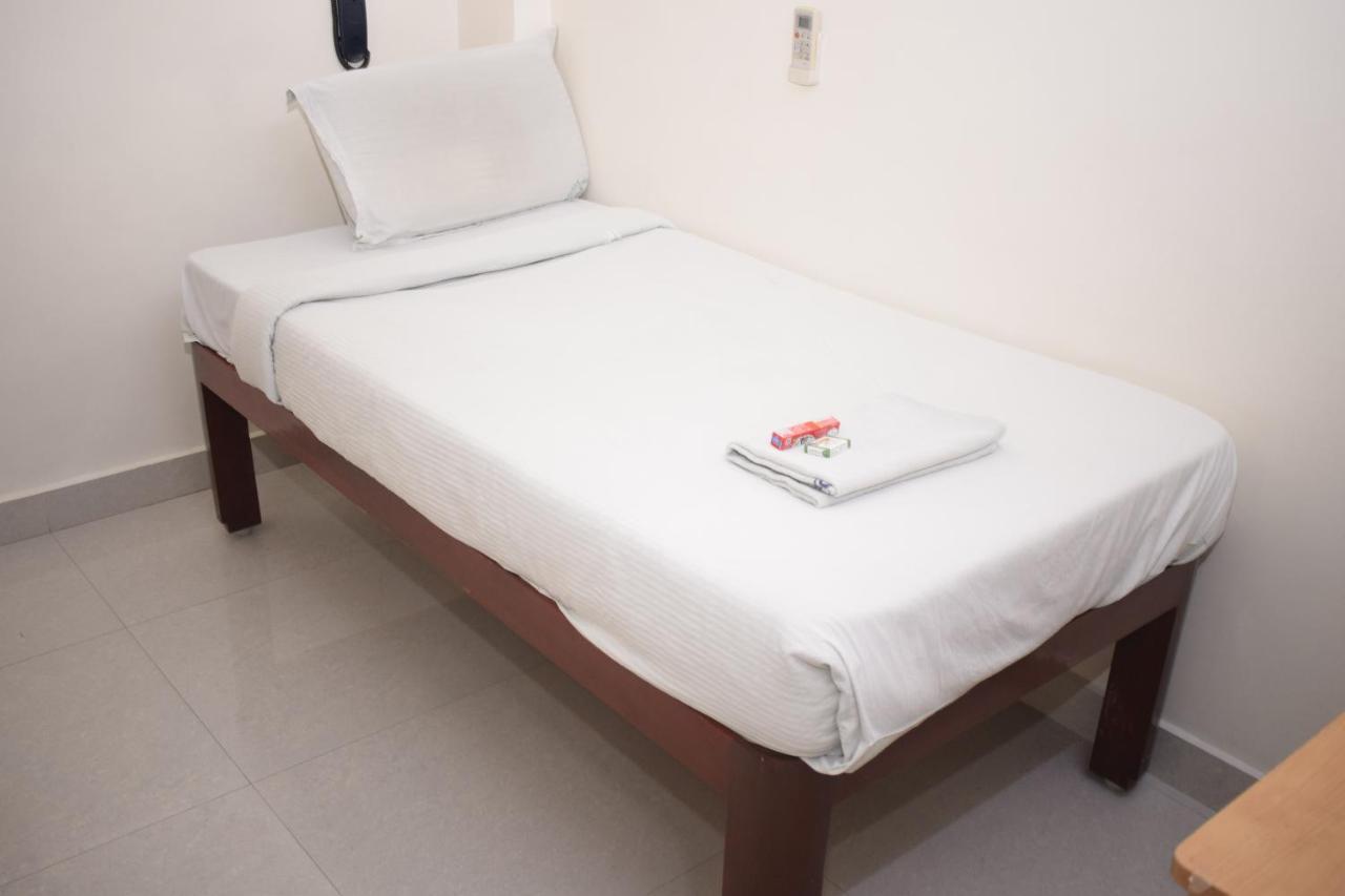 Sakthi Guest House Пондичерри Экстерьер фото