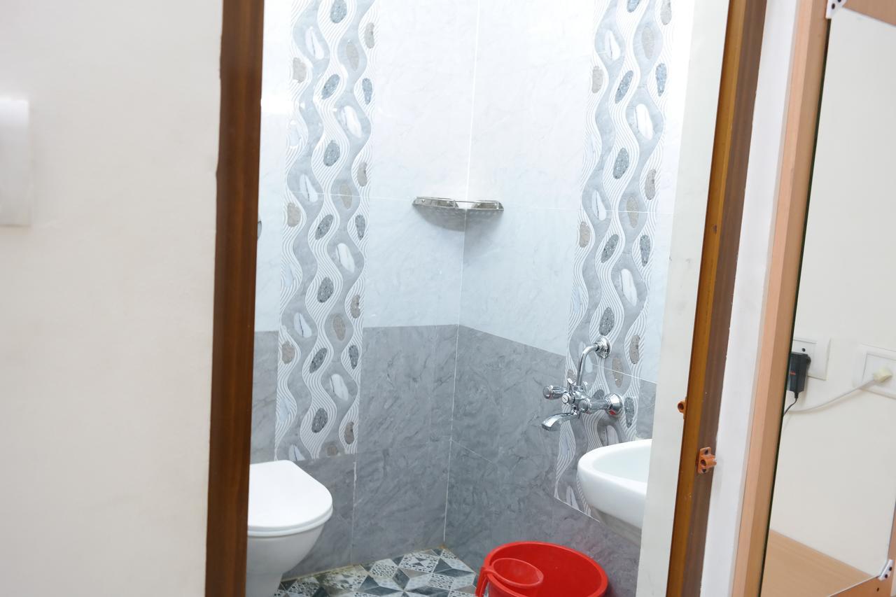 Sakthi Guest House Пондичерри Экстерьер фото