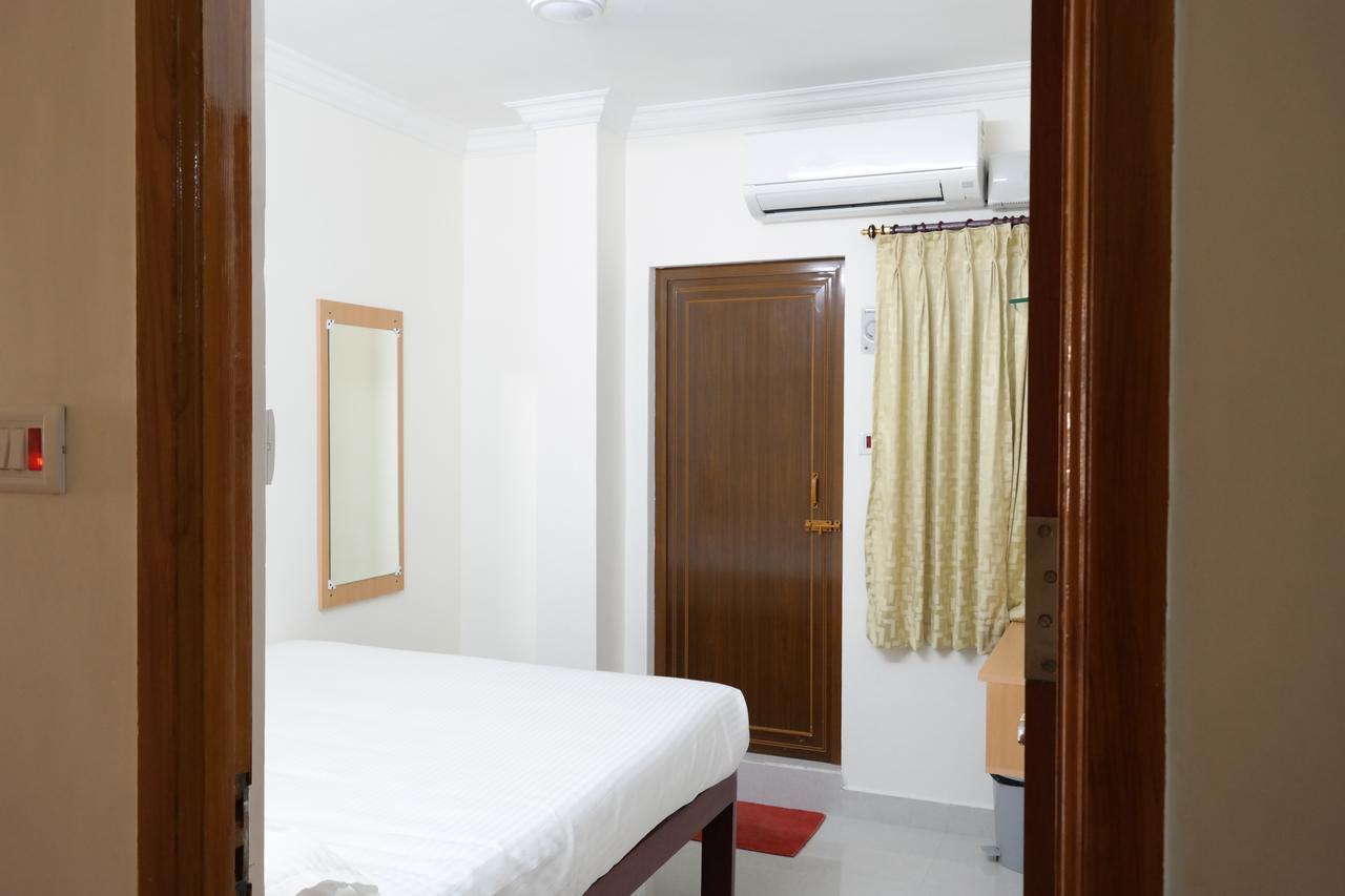 Sakthi Guest House Пондичерри Экстерьер фото
